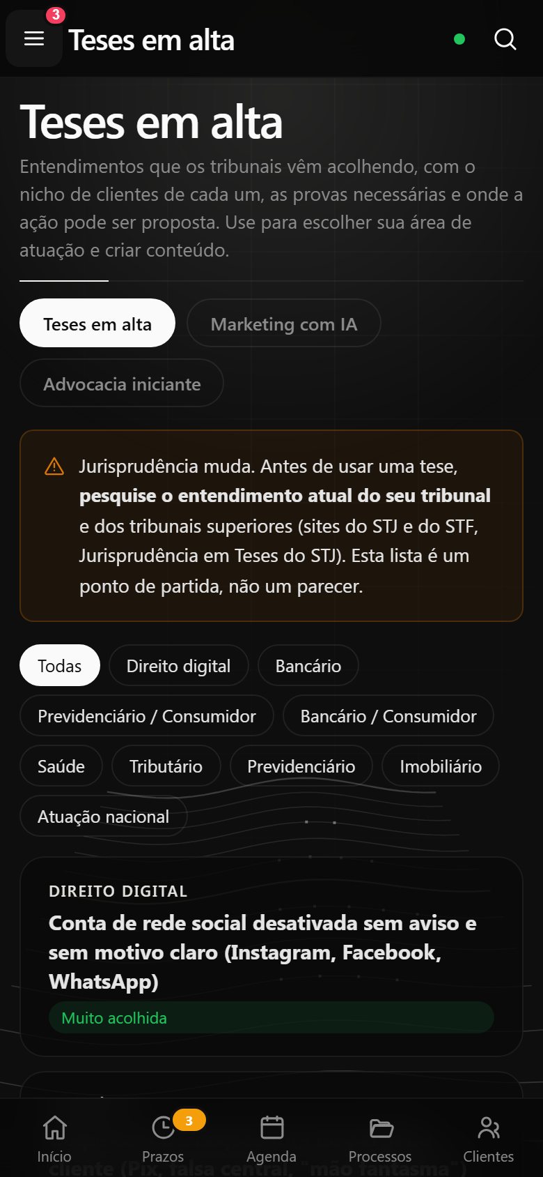 Tela de teses em alta